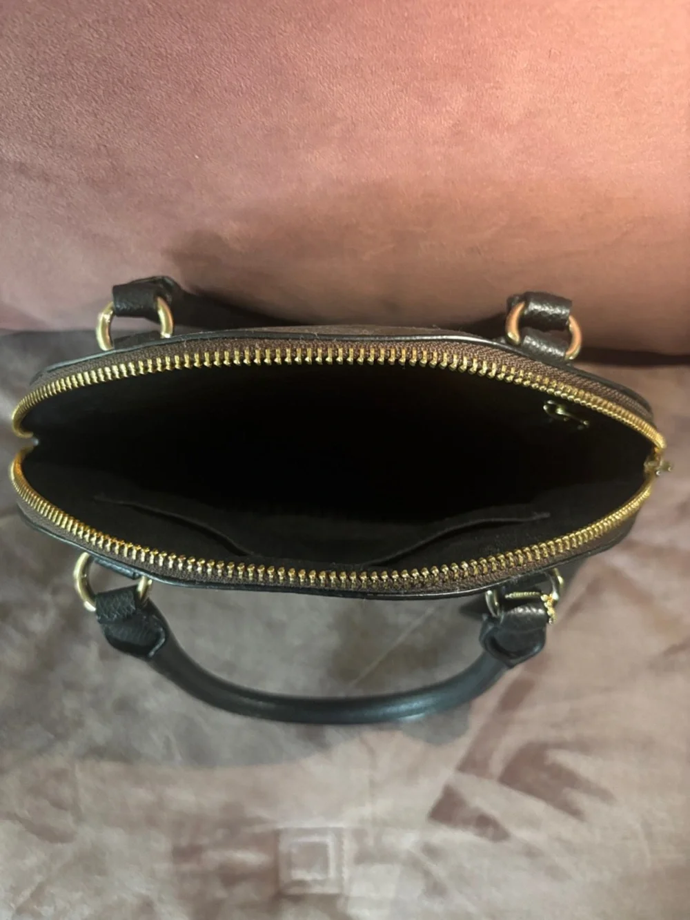 Coach Brown and Black Signature Dome Satchel with Gold Hardware - Picture 4 of 5